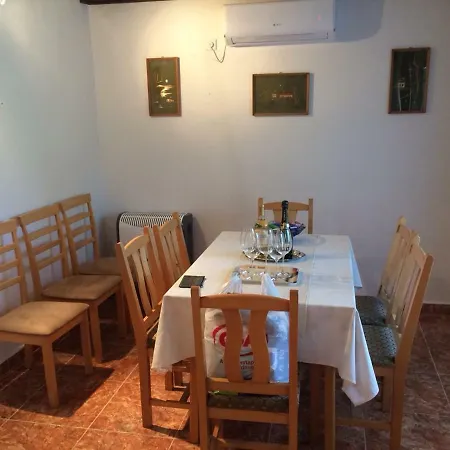 Apartment Julianna Apartmanhaz Balatonlelle